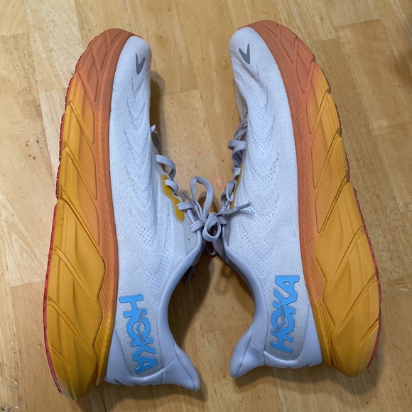 Hoka Shoes - Hoka Arahi 6